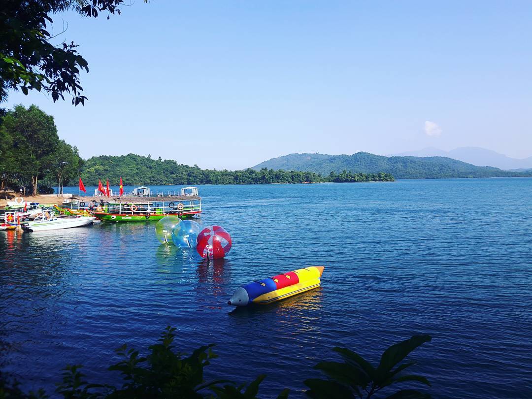 khu du lich ho phu ninh